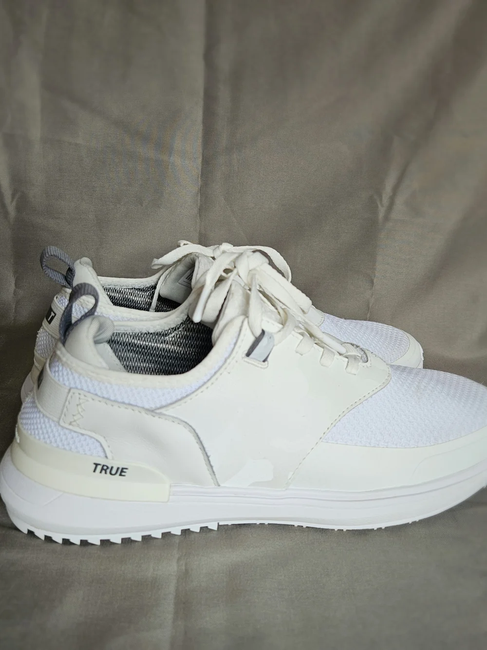 TRUE Linkswear Lux Hybrid Spikeless Golf Shoes Men's Size 11.5 White - Picture 2 of 13